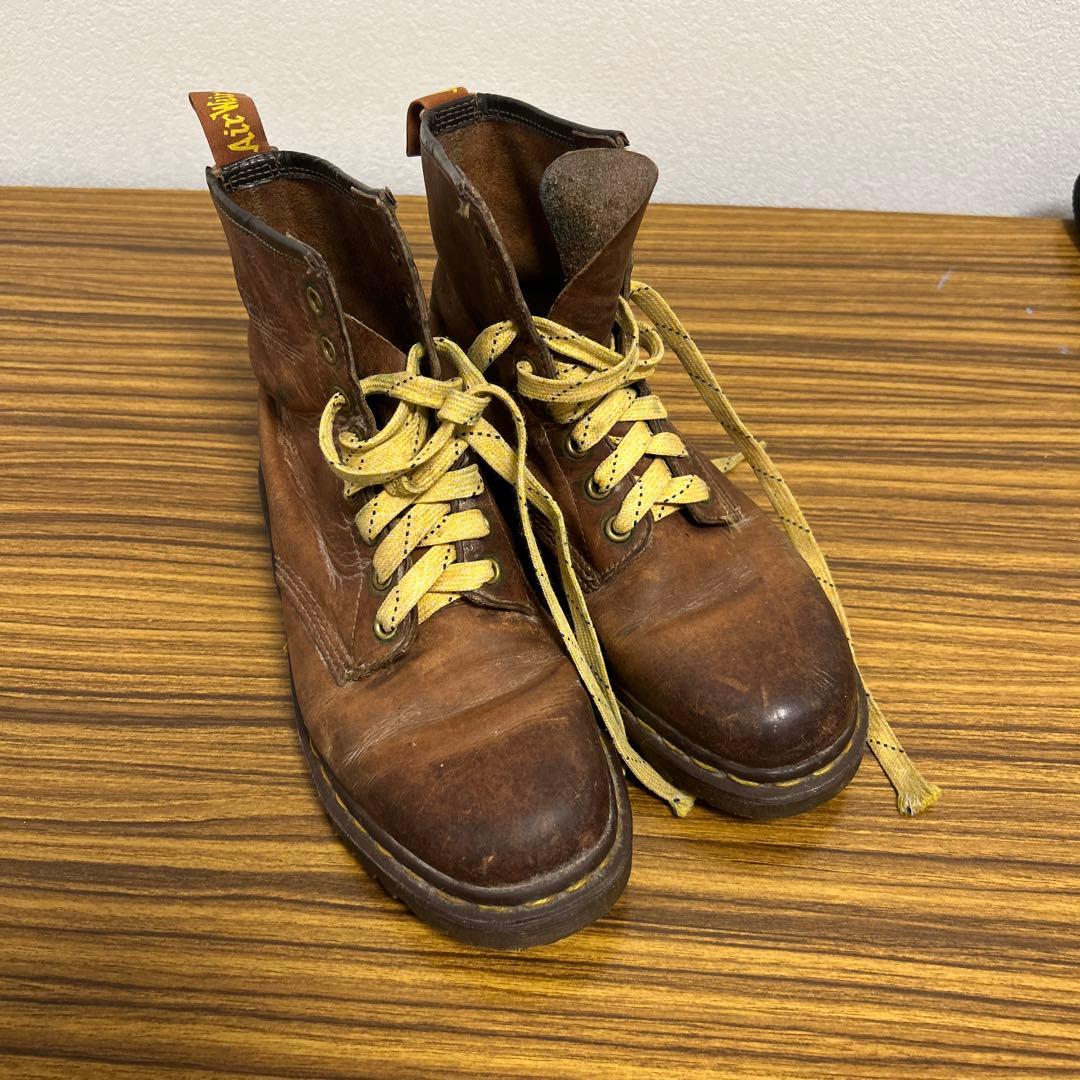 ドクターマーチンのブラウン系8ホールブーツ - メルカリ