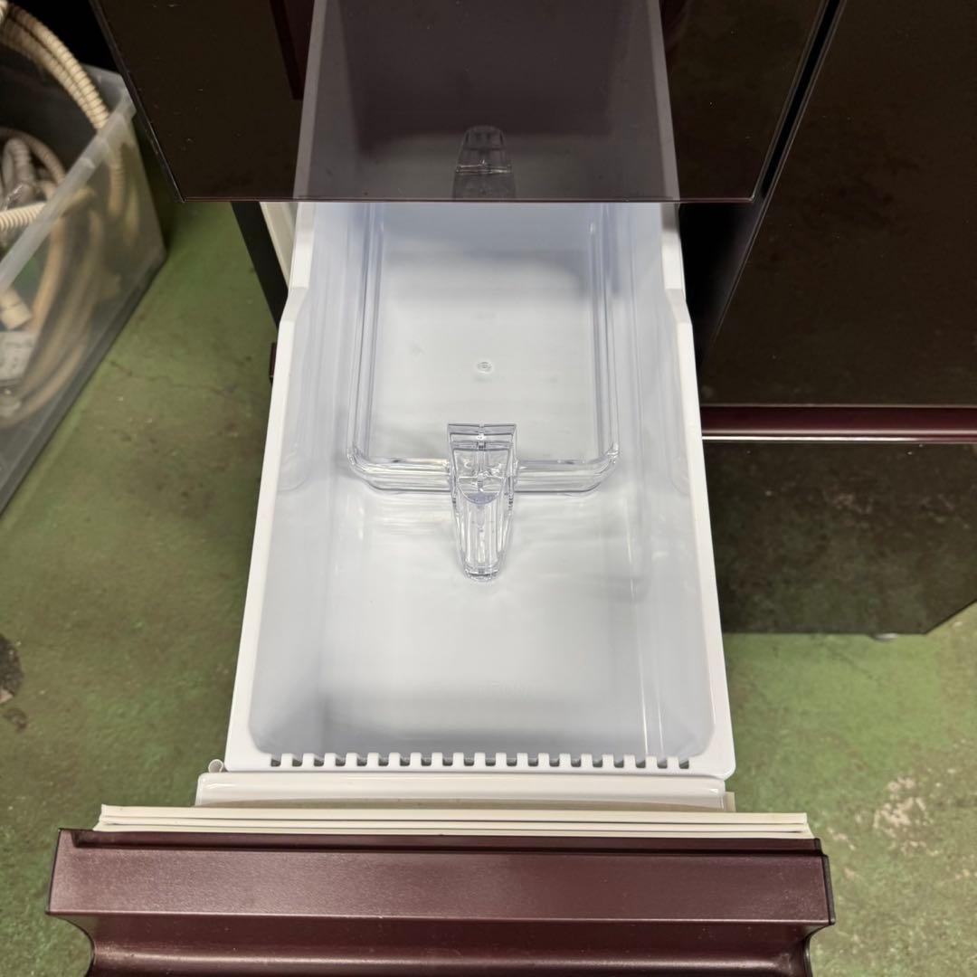 277 シャープ 大型冷蔵庫 500L強 小型 家庭用 自動製氷 右開き