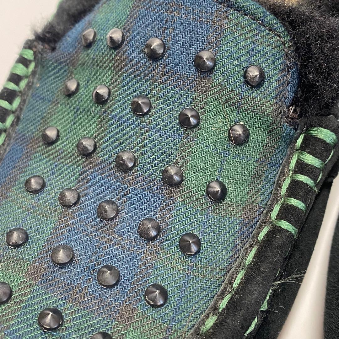 UGG 24.0cm スエード モカシン ブラック グリーン　ボア　スタッズ