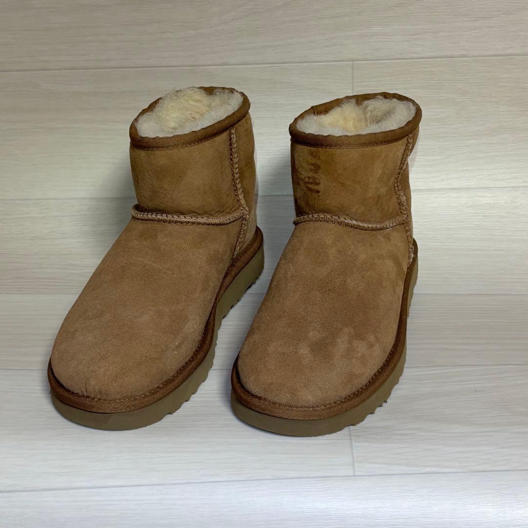 【ほぼ未使用】UGG ムートンブーツ 23cm チェスナット ボア 美品 定番 アグ UGG Classic Mini（チェスナット） -アウトレット通販 ロコレット