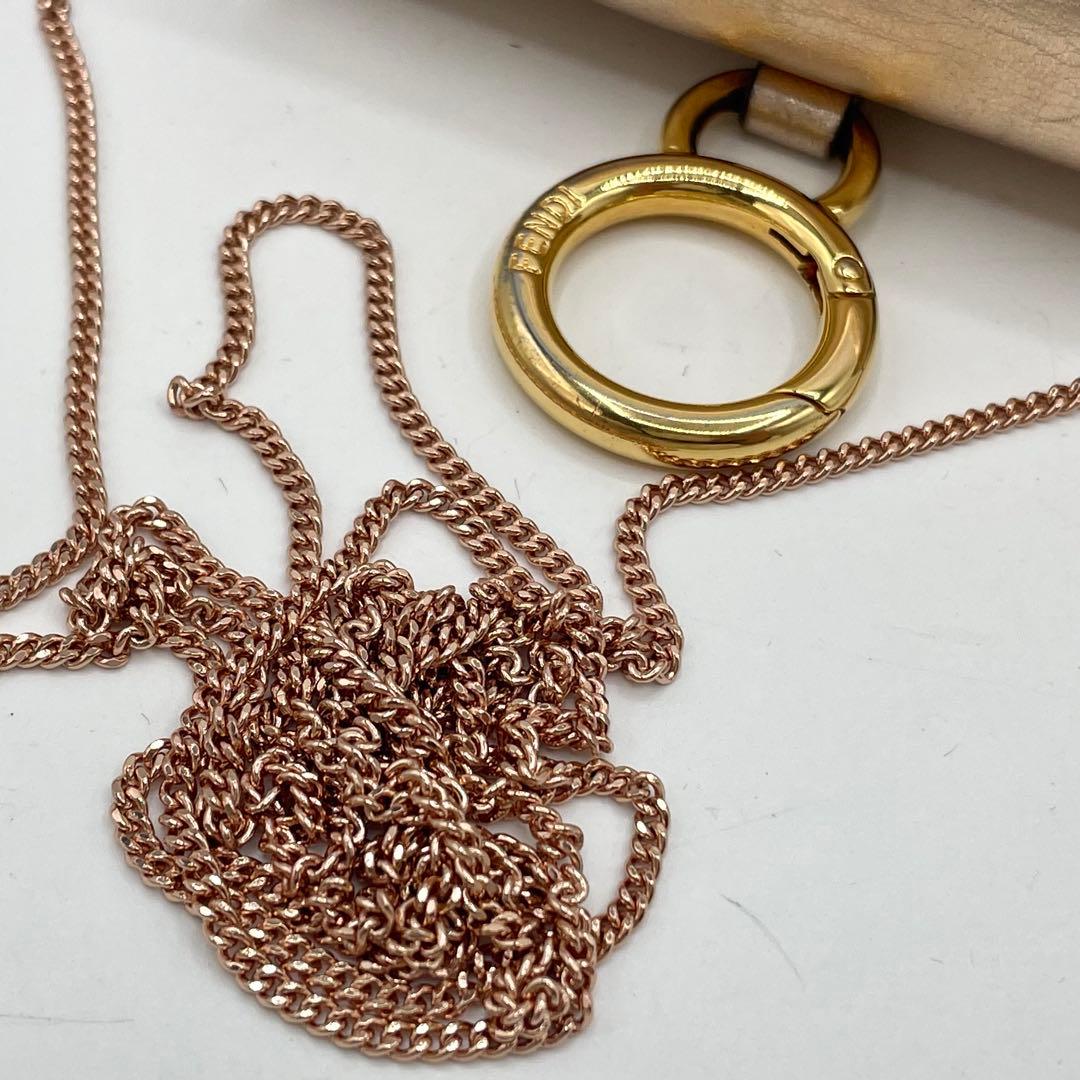 フェンディ マンマバケット チェーンショルダー マイクロ ミニ