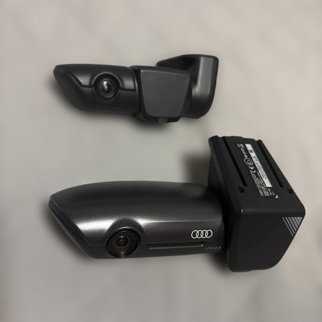 アウディ 純正ドライブレコーダー&リアカメラ 本体のみ アウディ純正ドライブレコーダー ユニバーサルトラフィックレコーダー