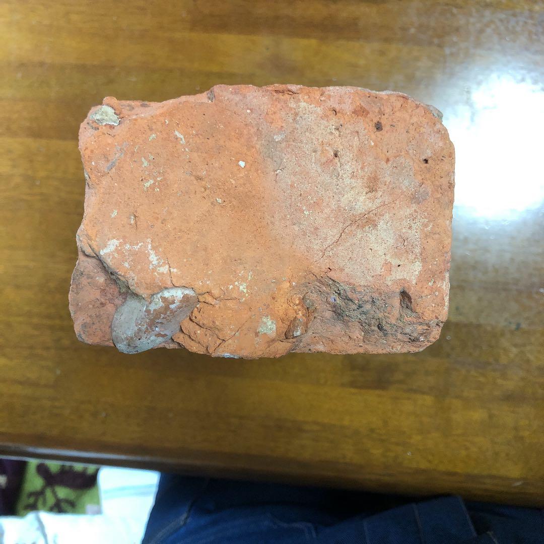 ビートルズ キャバーンクラブのレンガ - メルカリ