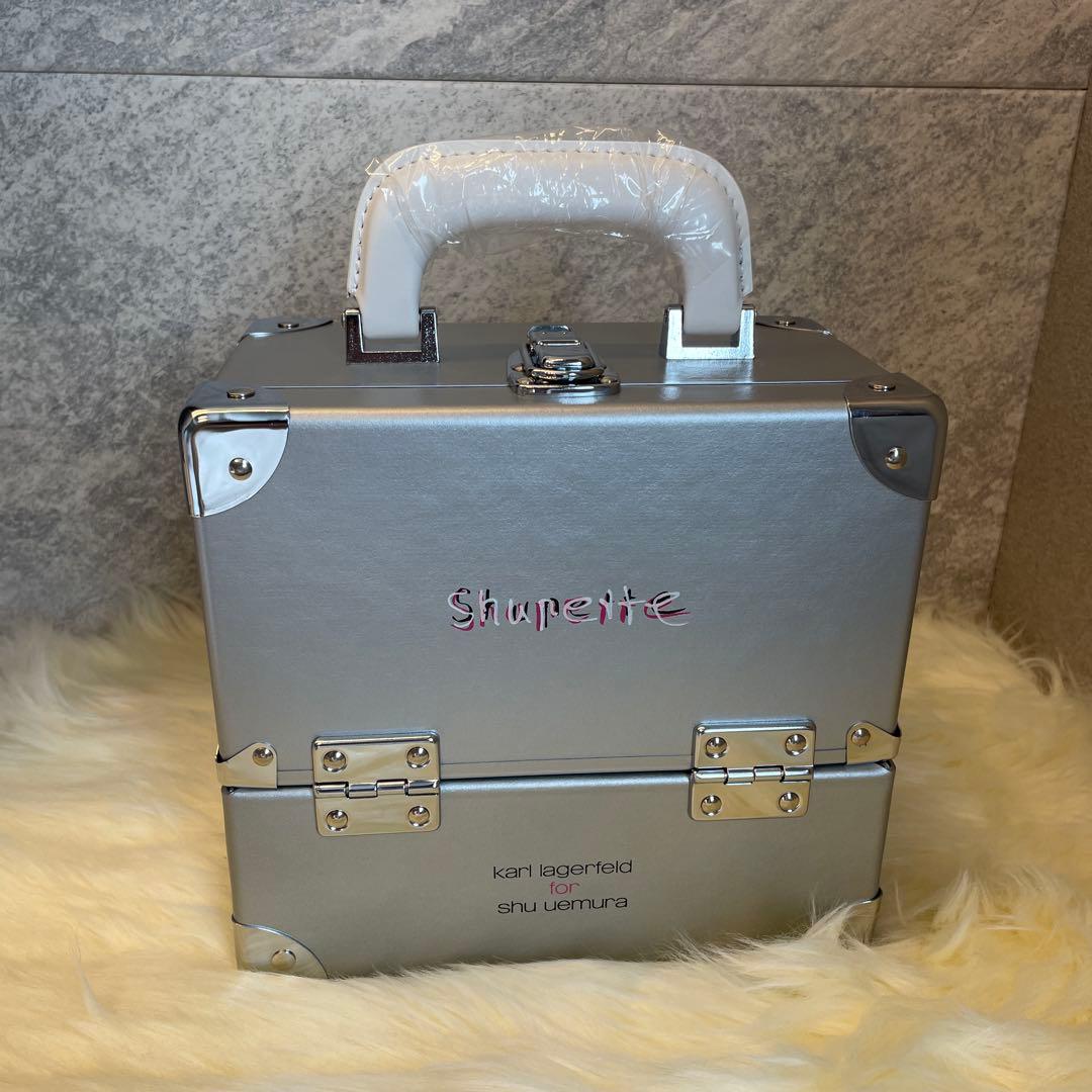 新品未使用】超希少✨ shu uemura ×シュペット メイクアップBOX - メルカリ