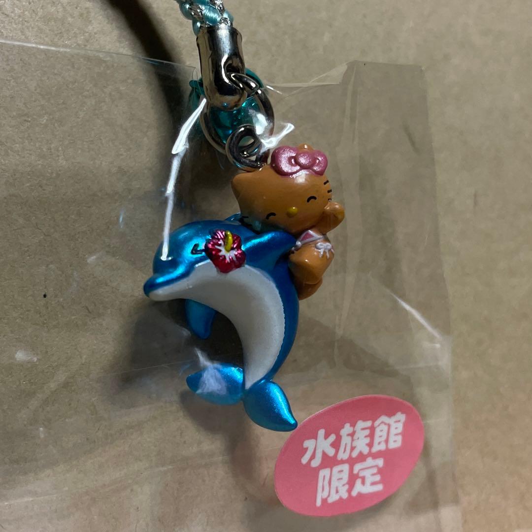 キティ 水族館 イルカ 日焼け - メルカリ