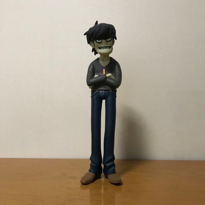 ゴリラズ Gorillaz kidrobot Red Edition 4体セット - メルカリ