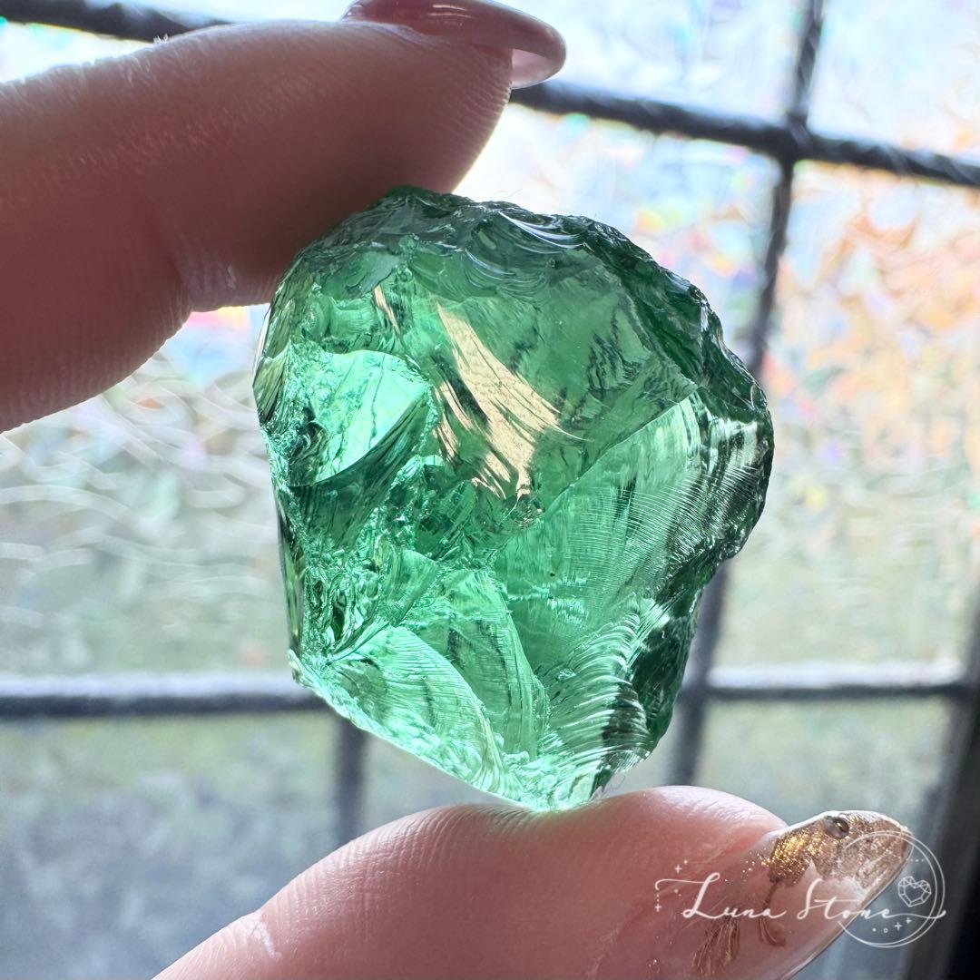 シエラネバダ産 アンダラクリスタル】エメラルドグリーン 神聖な癒しと