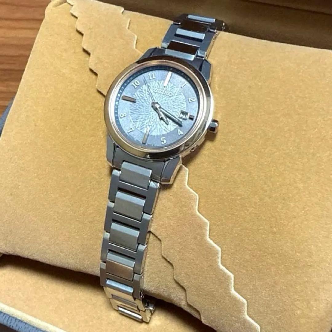 セイコールキア SSQV094 電波ソーラー アイコレクション グレージュ LUKIA '21秋モデル グレージュ コンビ 日本製 SEIKO LUKIA I