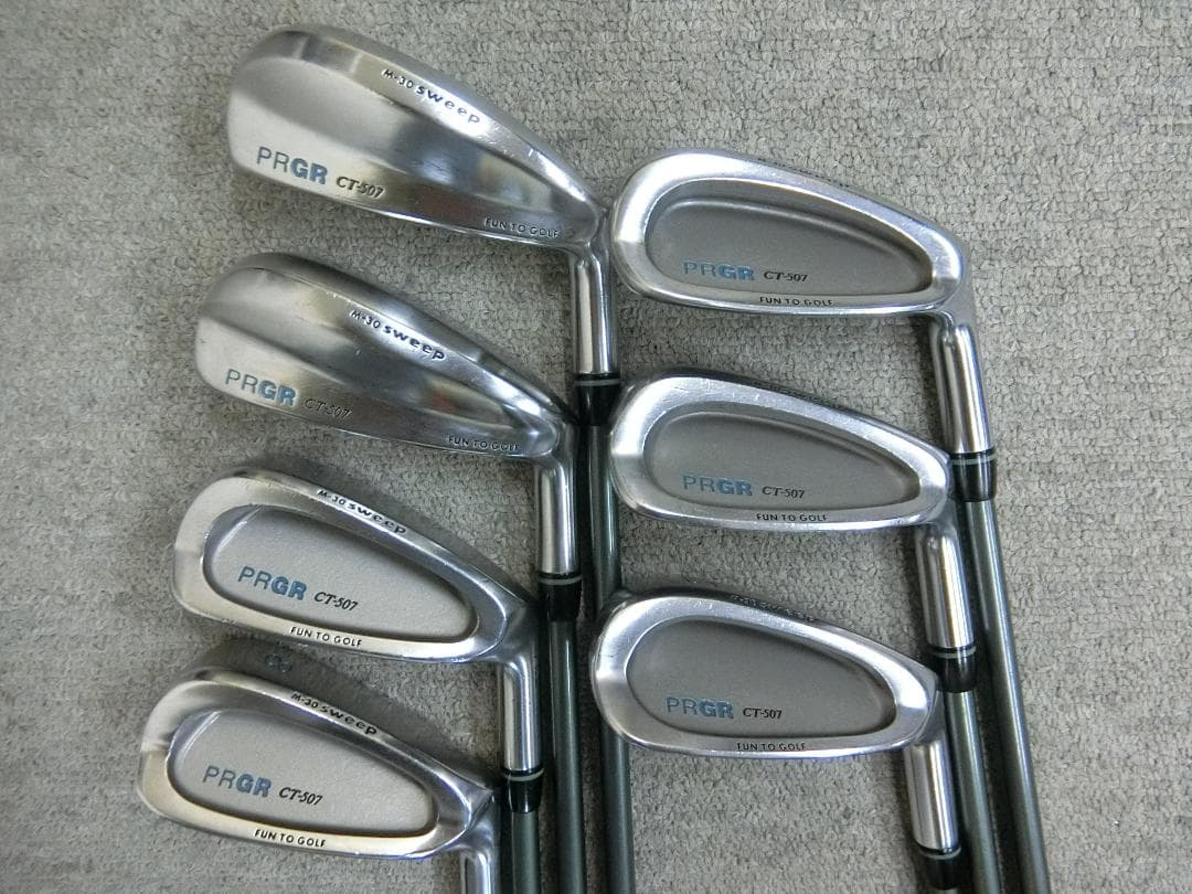 b669 初心者歓迎 プロギア 等レディースゴルフクラブ11本セット