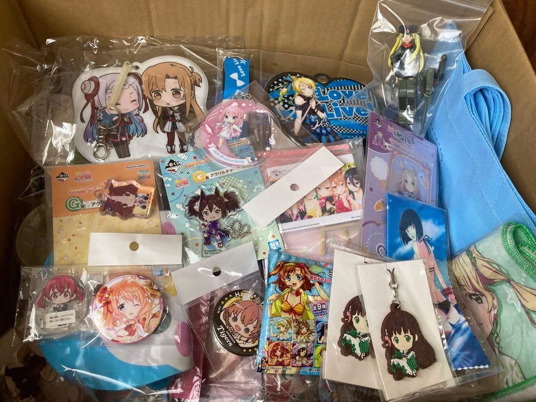 美少女系　漫画・アニメ雑貨　まとめ売り　110サイズ