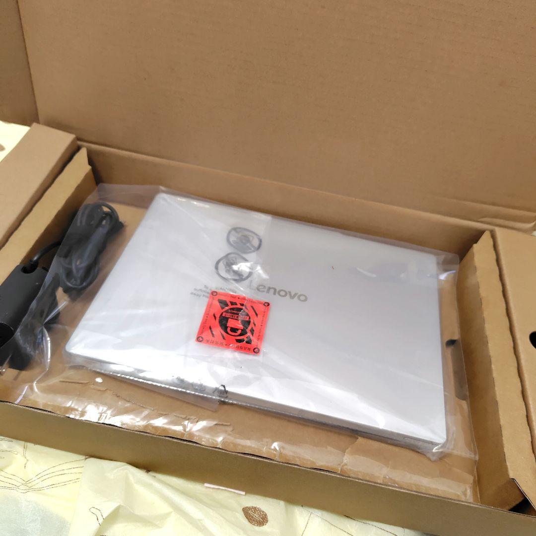 未使用 Lenovo■ RAM16GB SSD512 GB 1.15kg