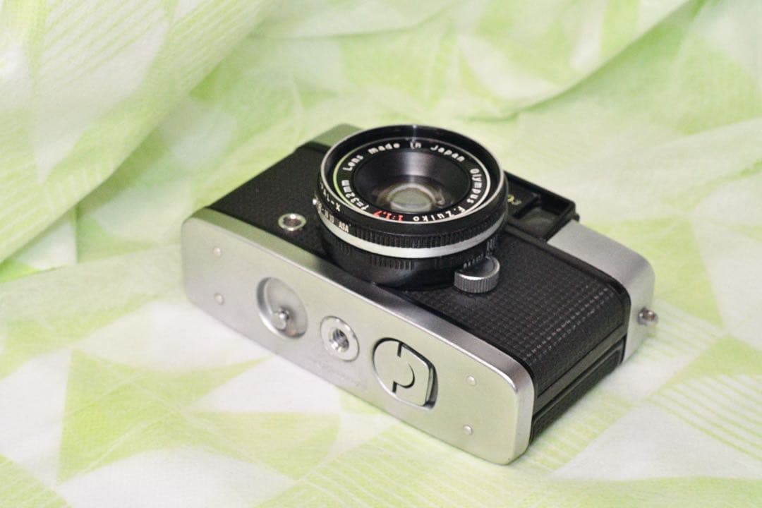 お値引き《動作品》OLYMPUS PEN-D3 a324