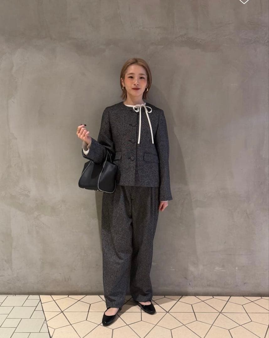 BEAUTY&YOUTH キュプラ リボンタイノーカラーブラウス - メルカリ