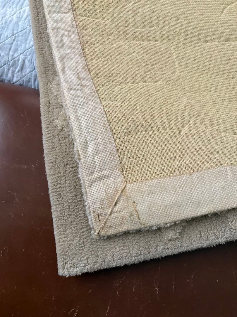 ローラアシュレイ 花柄 ベージュラグ 120×180センチの通販はau PAY