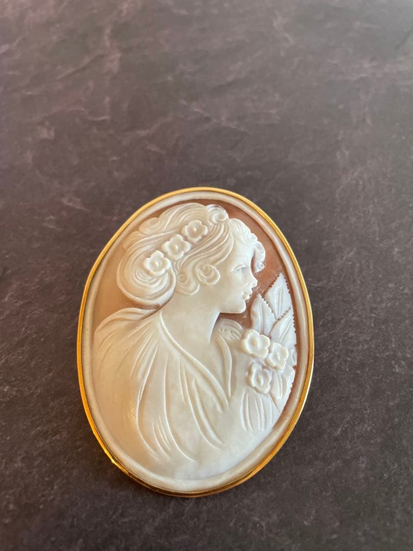 カメオ シェル ブローチ K18イエローゴールド 15g 貝殻 カメオ シェル ブローチ K18イエローゴールド 15g 貝殻 楽天市場】K18