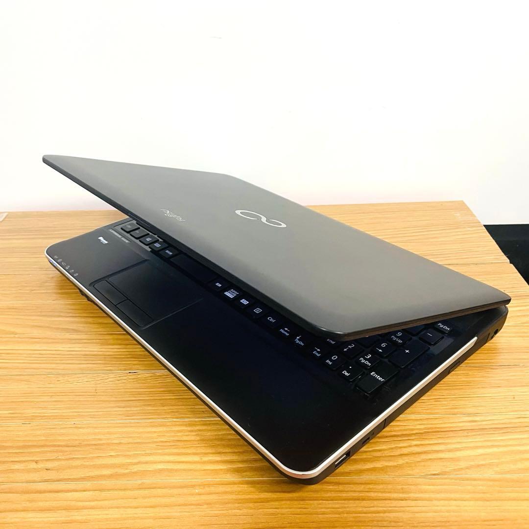 爆安SSD富士通ノートパソコン Windows11オフィスカメラDVD