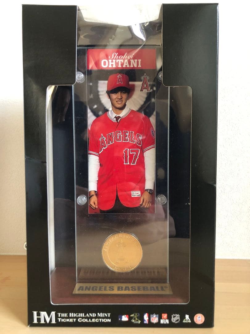 大谷翔平　アクリル　デスクトップ 楽天市場】50-50記念 大谷翔平 限定版 プレイヤースタンディ