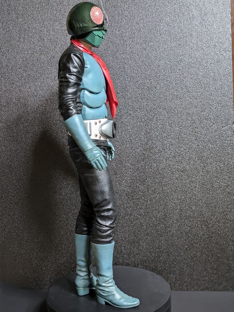 海洋堂メガソフビキット「仮面ライダー旧1号」完成品 - メルカリ