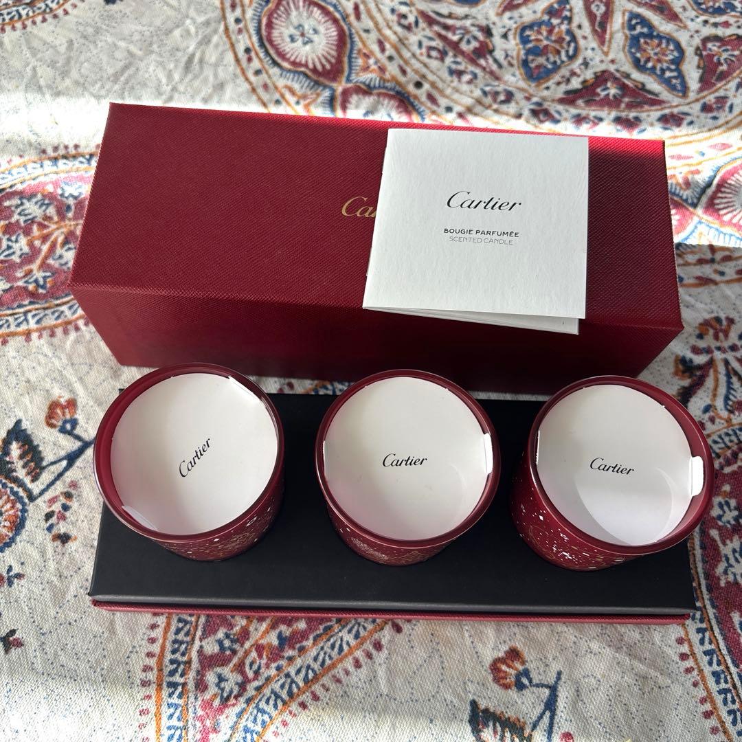 【新品】カルティエ　アロマキャンドル　3個セット CRFO000003 - レ ゼクラン パルフュメ カルティエ デゼール