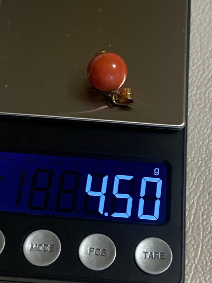 値下げK18赤珊瑚玉ネクレスのトップペンダントアンティーク品約13.36cm