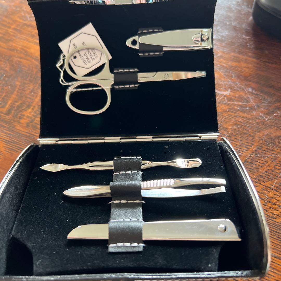 セールします！アウディ　高級爪ケアセット 楽天市場】ネイルケアセット 爪切り 爪やすり 甘皮処理 眉毛 ハサミ