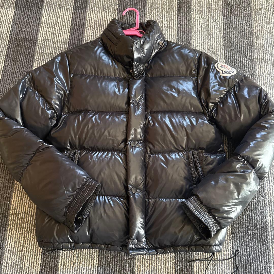 MONCLER 黒 ダウンジャケット ショート丈 エベレスト - メルカリ