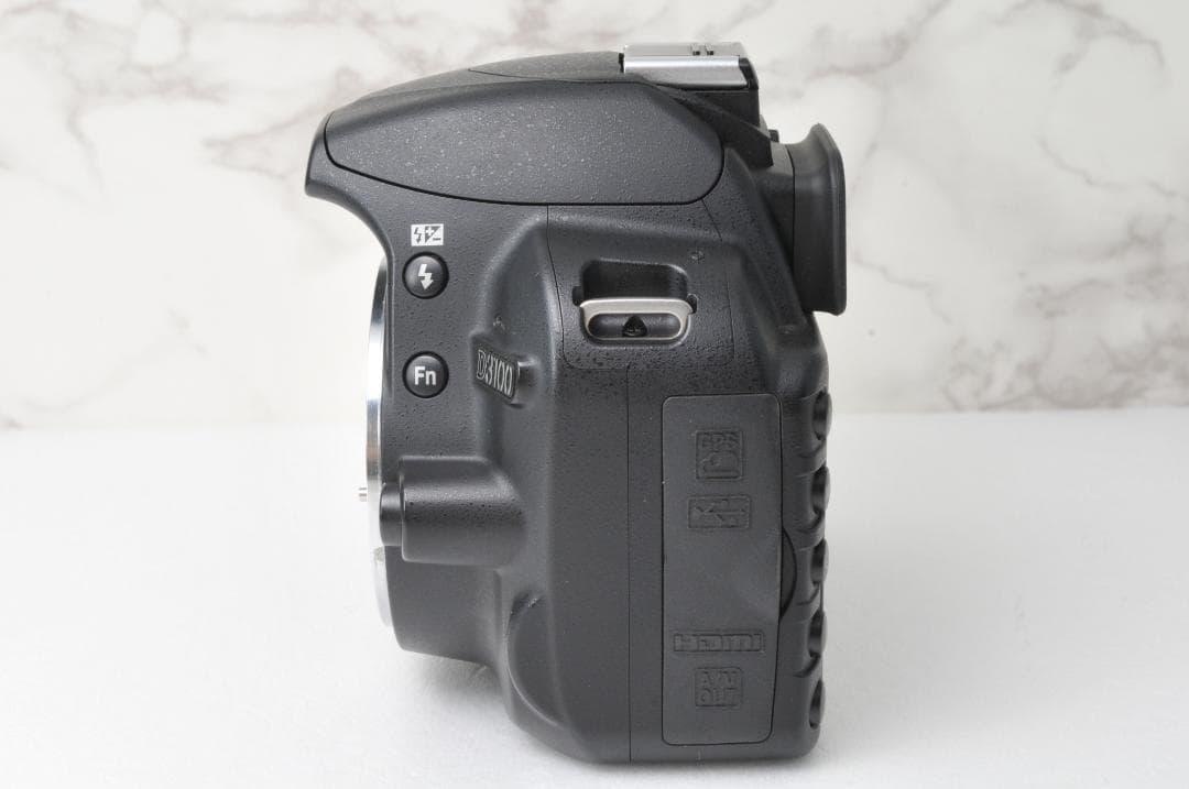 ショット数少なめ Nikon D3100⭐️スマホ転送 一眼レフカメラ 動作品