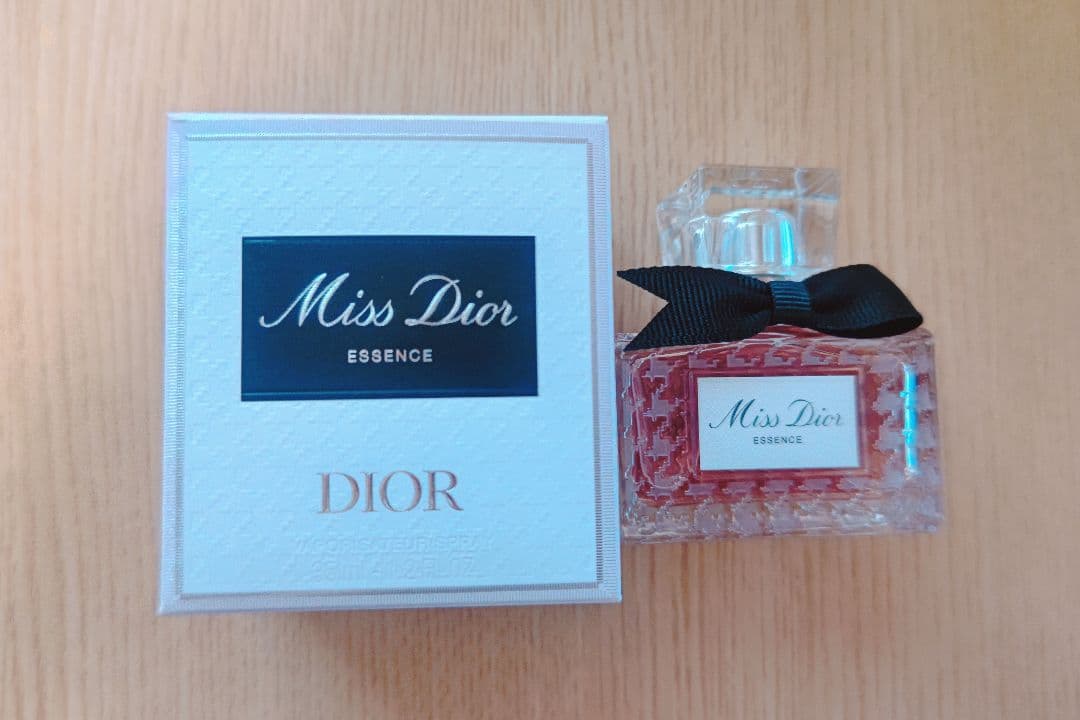 ミスディオール エッセンス (パルファン) 35ml - メルカリ