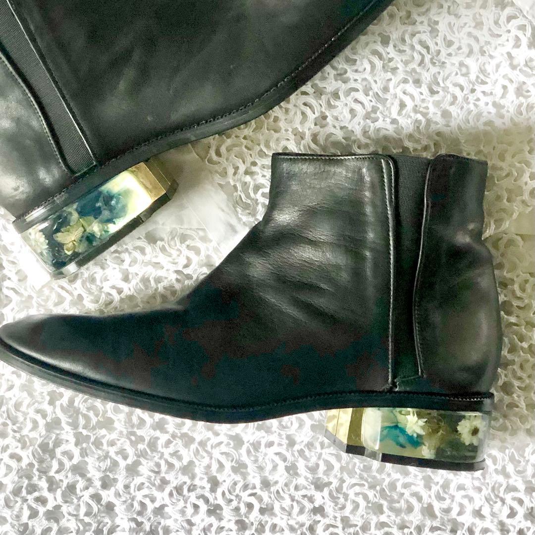 極美品⭐️MABATAKI美雨ショートブーツ《ヒールには本物の青い紫陽花✨》