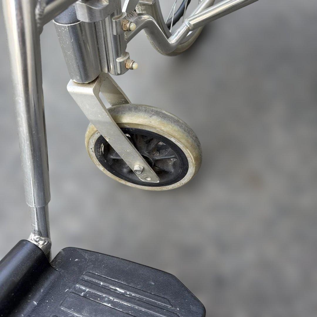 カワムラ 折りたたみ車椅子 介助用 クッション付 【A-264】 - メルカリ