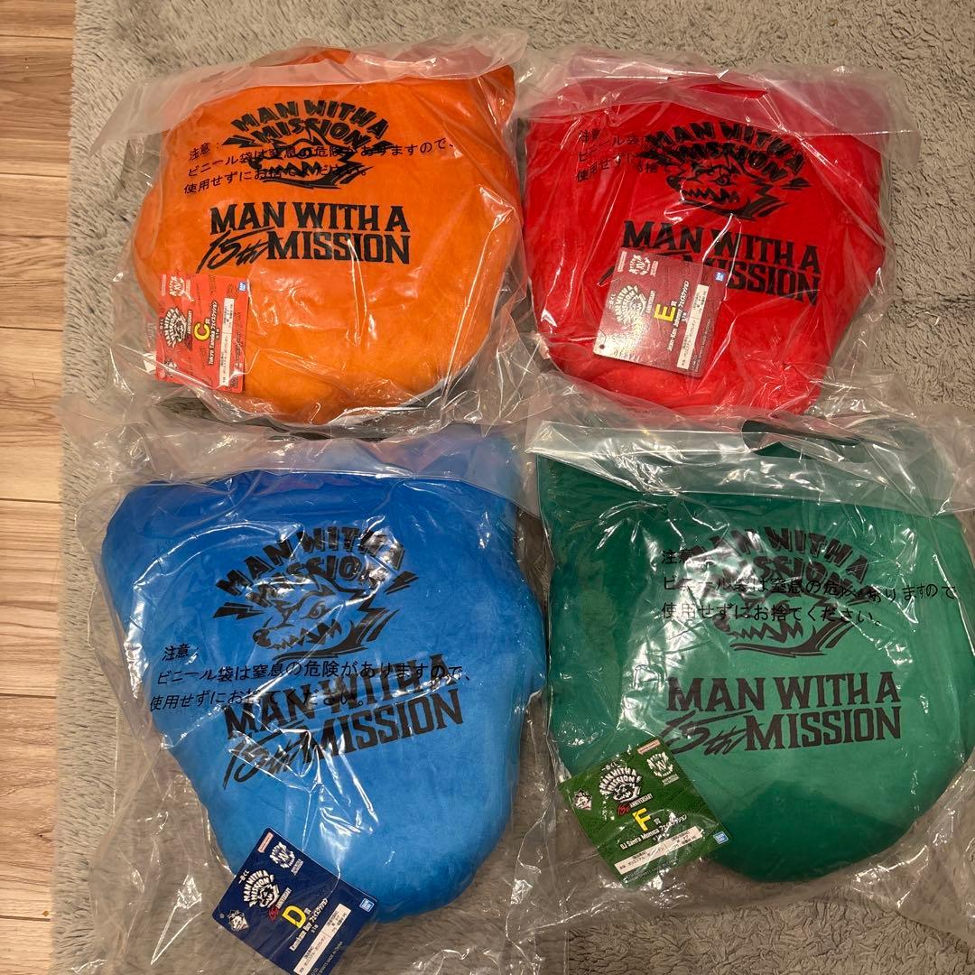 MAN WITH A MISSION フェイスクッション 4種
