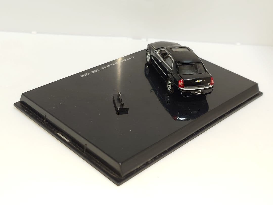 ノレブ クライスラー 300C 1/64 ミニカー ブラック - メルカリ