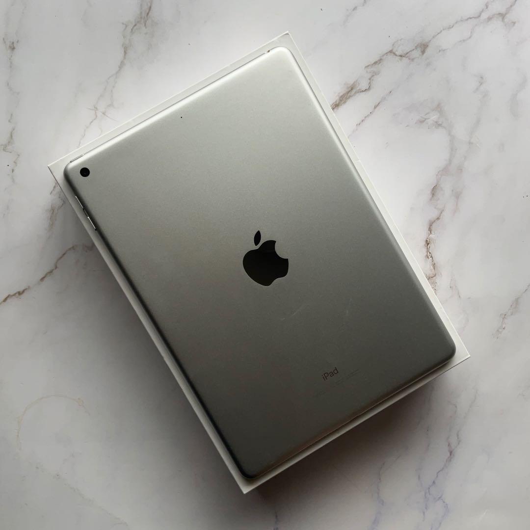 美品】Apple iPad 第6世代 Wi-Fi 32GB - メルカリ