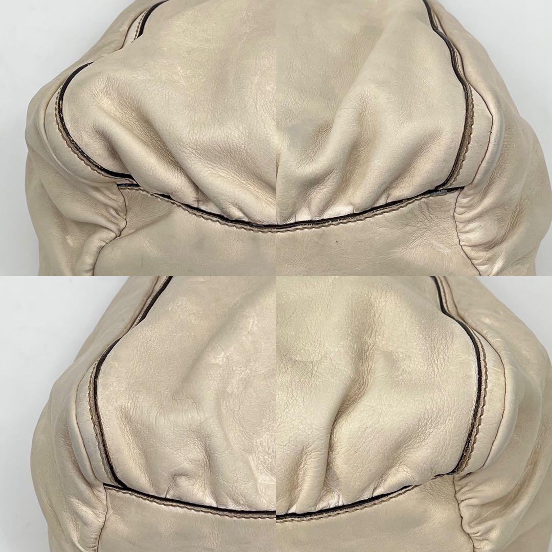 GUCCI ワンショルダーバッグ 肩掛け アビーライン ゴールド金具 レザー