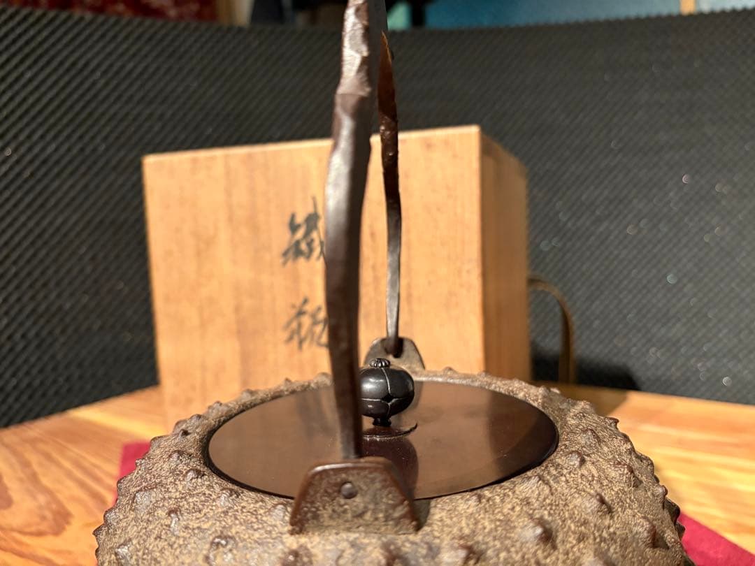鉄瓶 霰文（あられもん）提手付 一光（いっこう）作 南部系鉄瓶（茶道具）