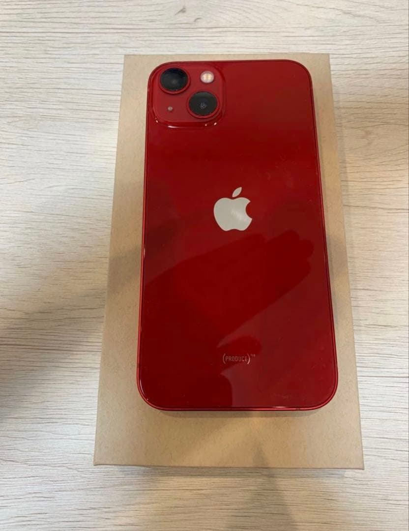 Apple iPhone 13 レッド 本体　バッテリー100% Amazon | 【整備済み品】 Apple iPhone 13 256GB (PRODUCT)RED SIM