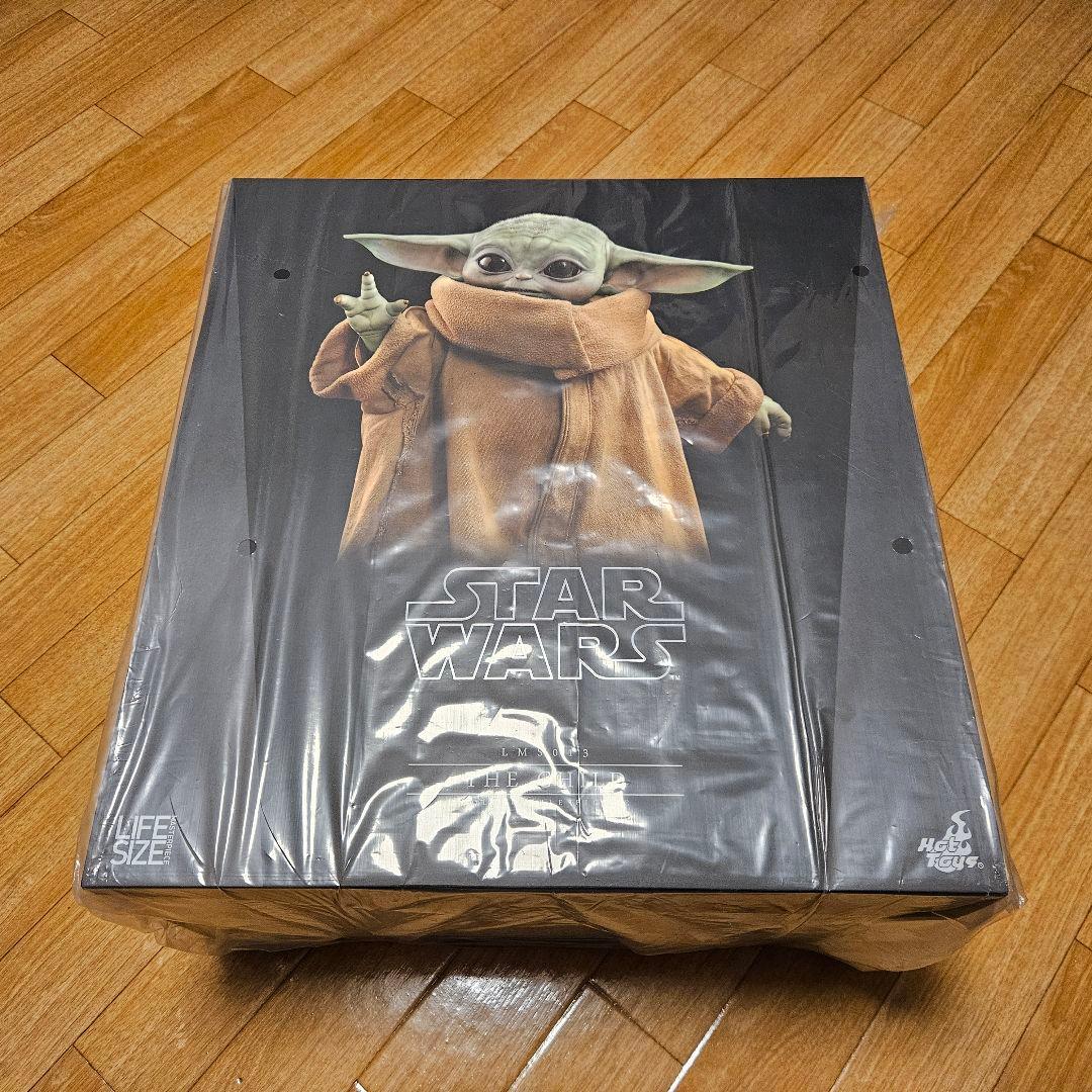 ホットトイズ ザ・チャイルド Amazon.co.jp: ホットトイズ クオーター・スケール マンダロリアン ザ
