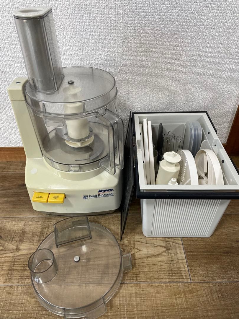 アムウェイ フードプロセッサー パーツ付き【最終値下げ】 2024年製 Amway アムウェイ 黒 フードプロセッサー 全パーツセット