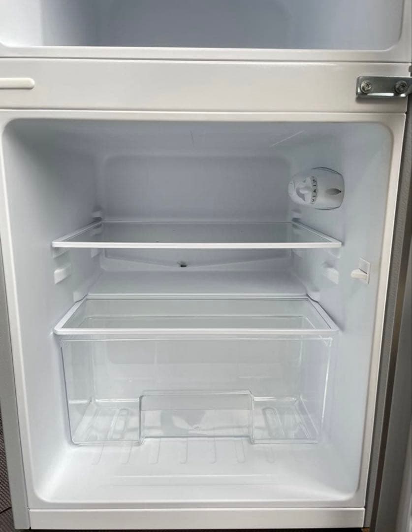 240 YAMADASELECT シルバー 2ドア冷蔵庫 一人暮らし 高年式 - メルカリ