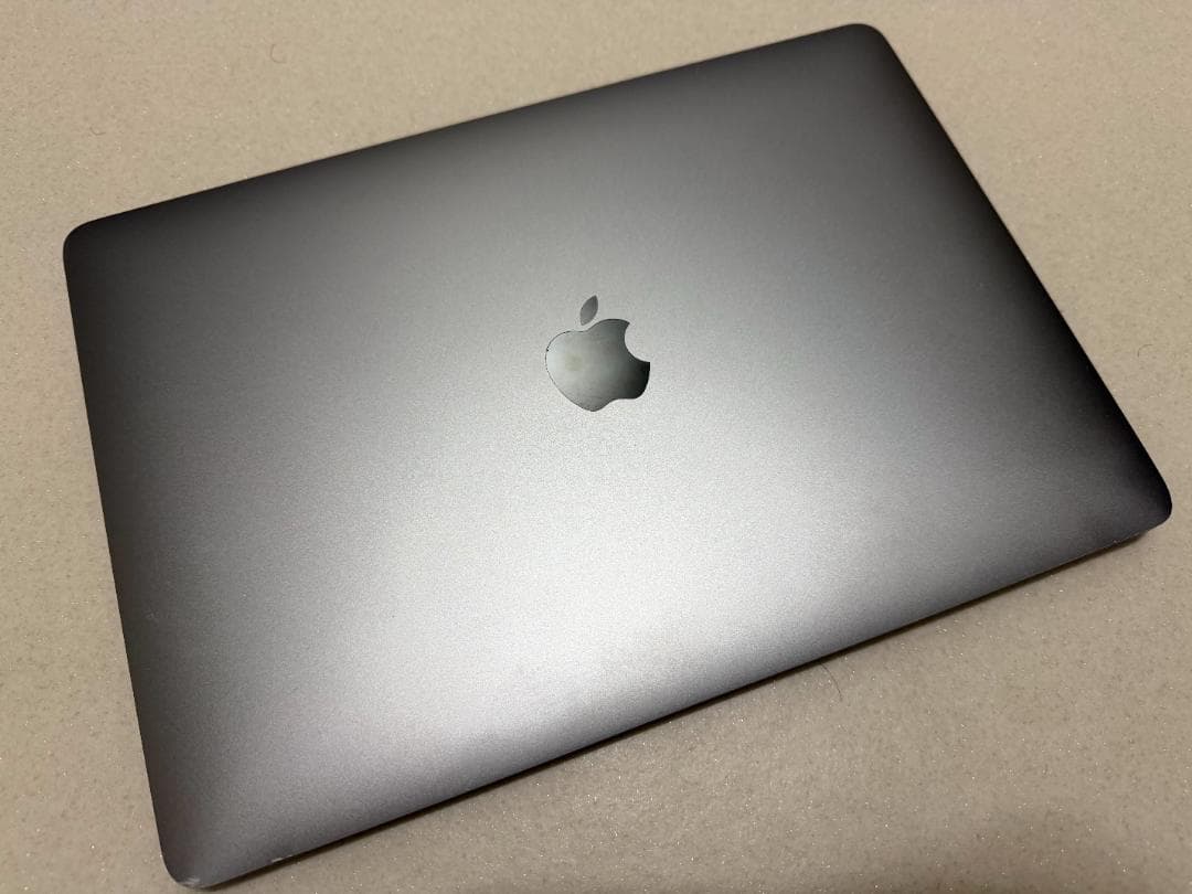 MacBook本体 MacBook Pro 13 M2 2022 RAM24GB/256GB Amazon.com: Apple 2022 MacBook Pro with Apple M2 Chip 13-inch, 8GB