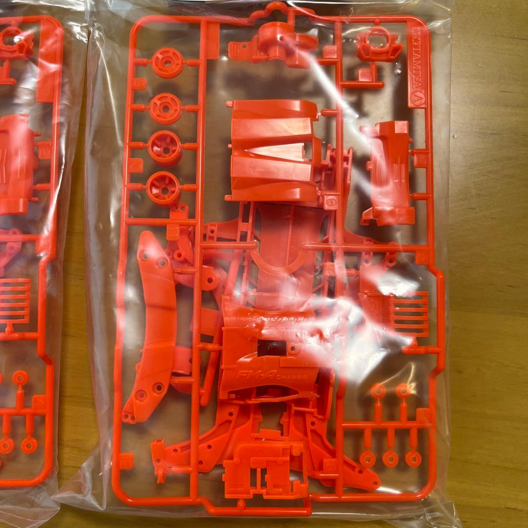 ミニ四駆 FMAカラーシャーシセット(蛍光オレンジ) - メルカリ