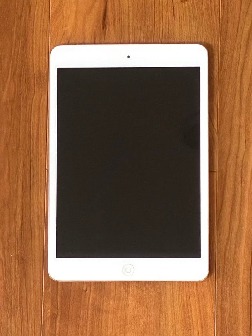 ジャンク品】本体のみ Apple iPad mini シルバー - メルカリ
