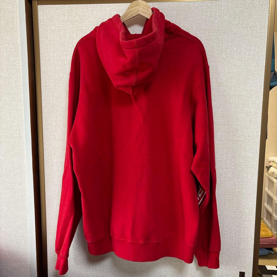 Supreme レッドパーカー フード付き XLの通販はau PAY マーケット