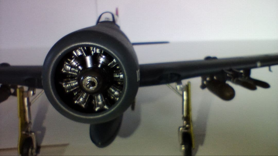 プラモデル完成機　1/48　F8F-1/2「USS Tarawa」