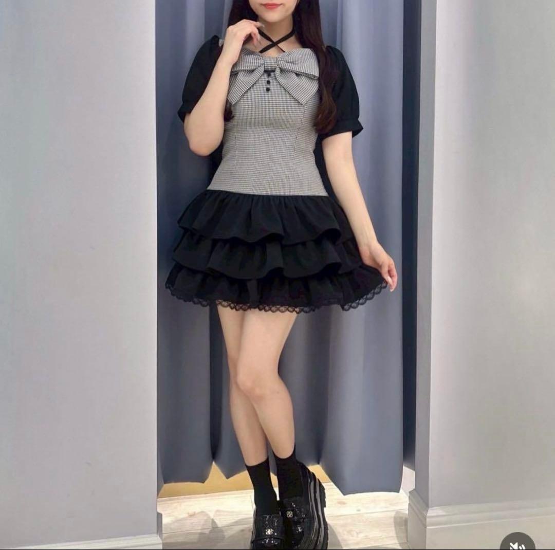 evelyn 】ビッグリボンティアードop 原宿限定 千鳥 - メルカリ