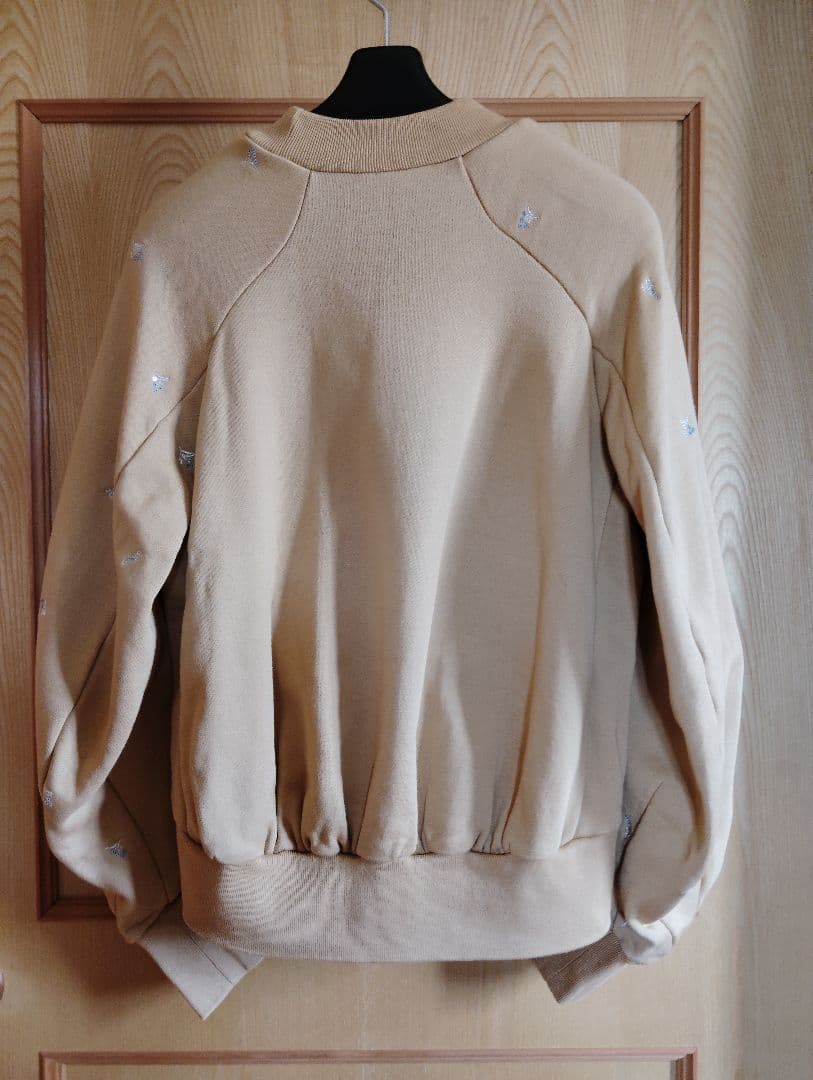 Mame Kurogouchi フローラル刺繍スウェット ベージュ 1 - メルカリ