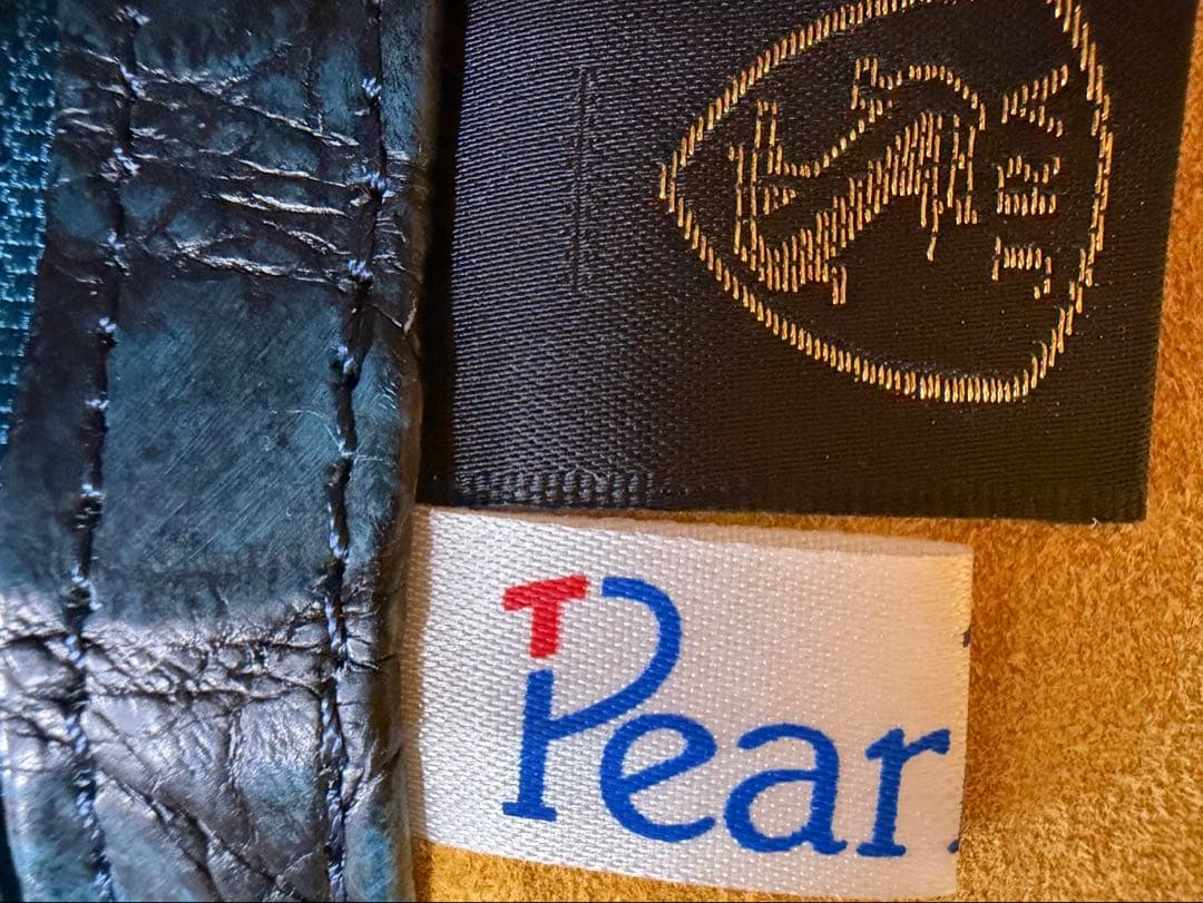 Pear クロコダイル風バッグ 青 - メルカリ