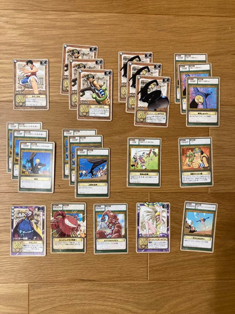絶版】旧ワンピースカード まとめ売り - メルカリ