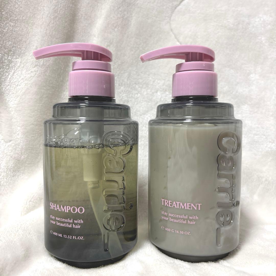 Carrie_ シャンプー・トリートメントセット 河村真木子 さん - メルカリ