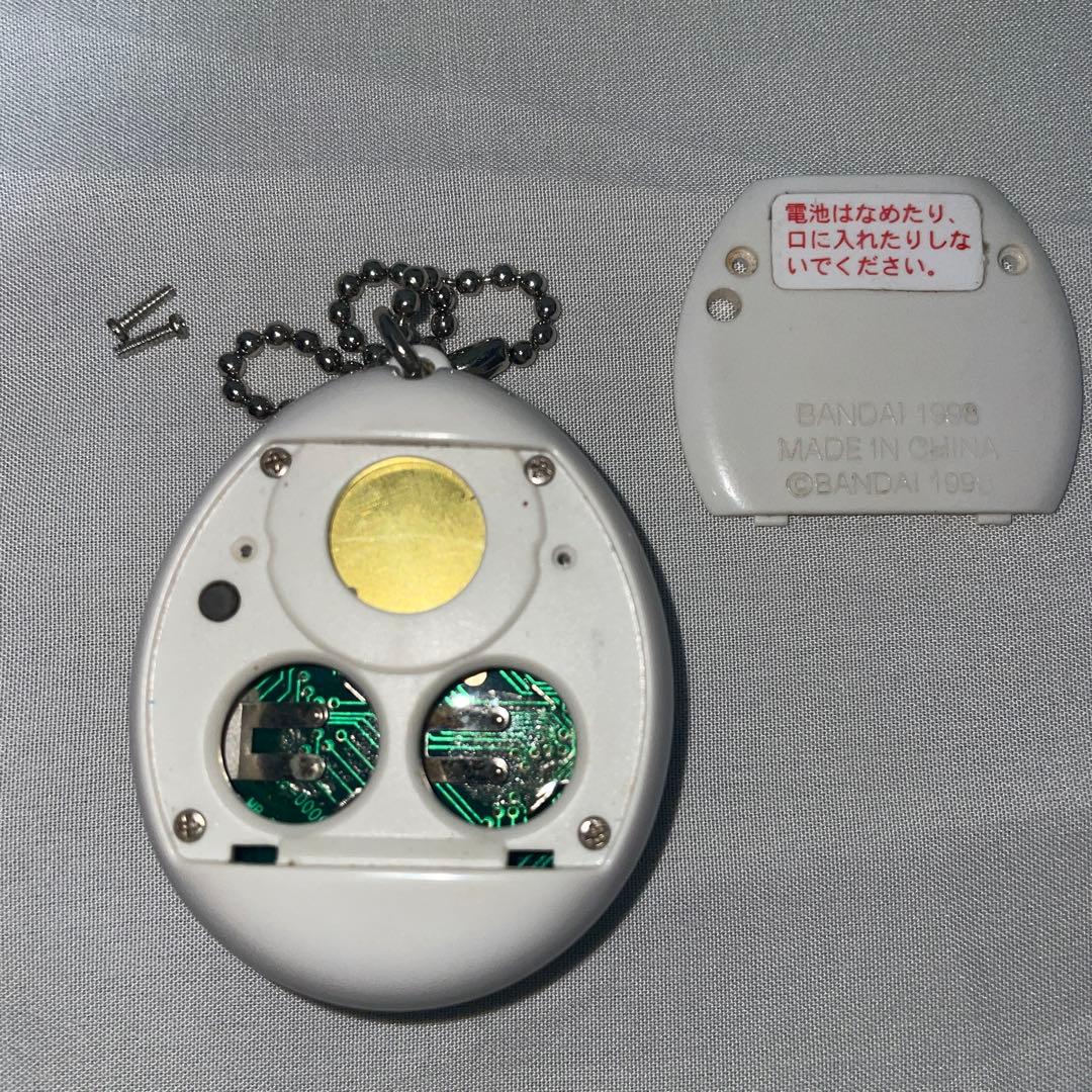 サンタクロッちのたまごっち たまごっち 白 - メルカリ